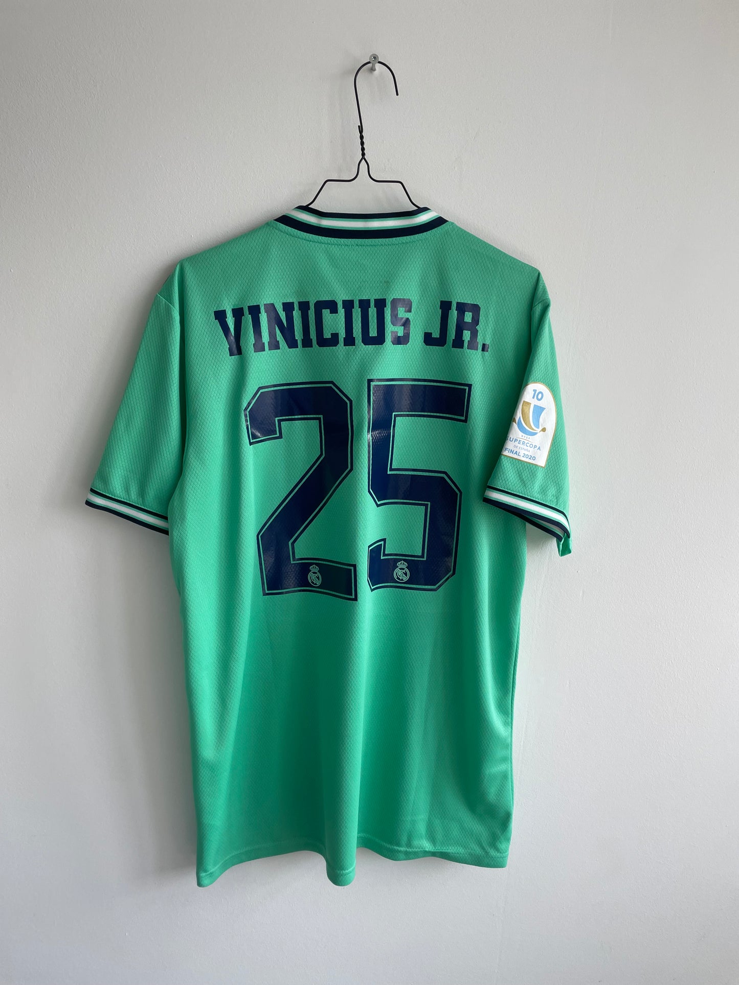 Real Madrid 2019/20 Vini Jr 10/10 BNWT - L