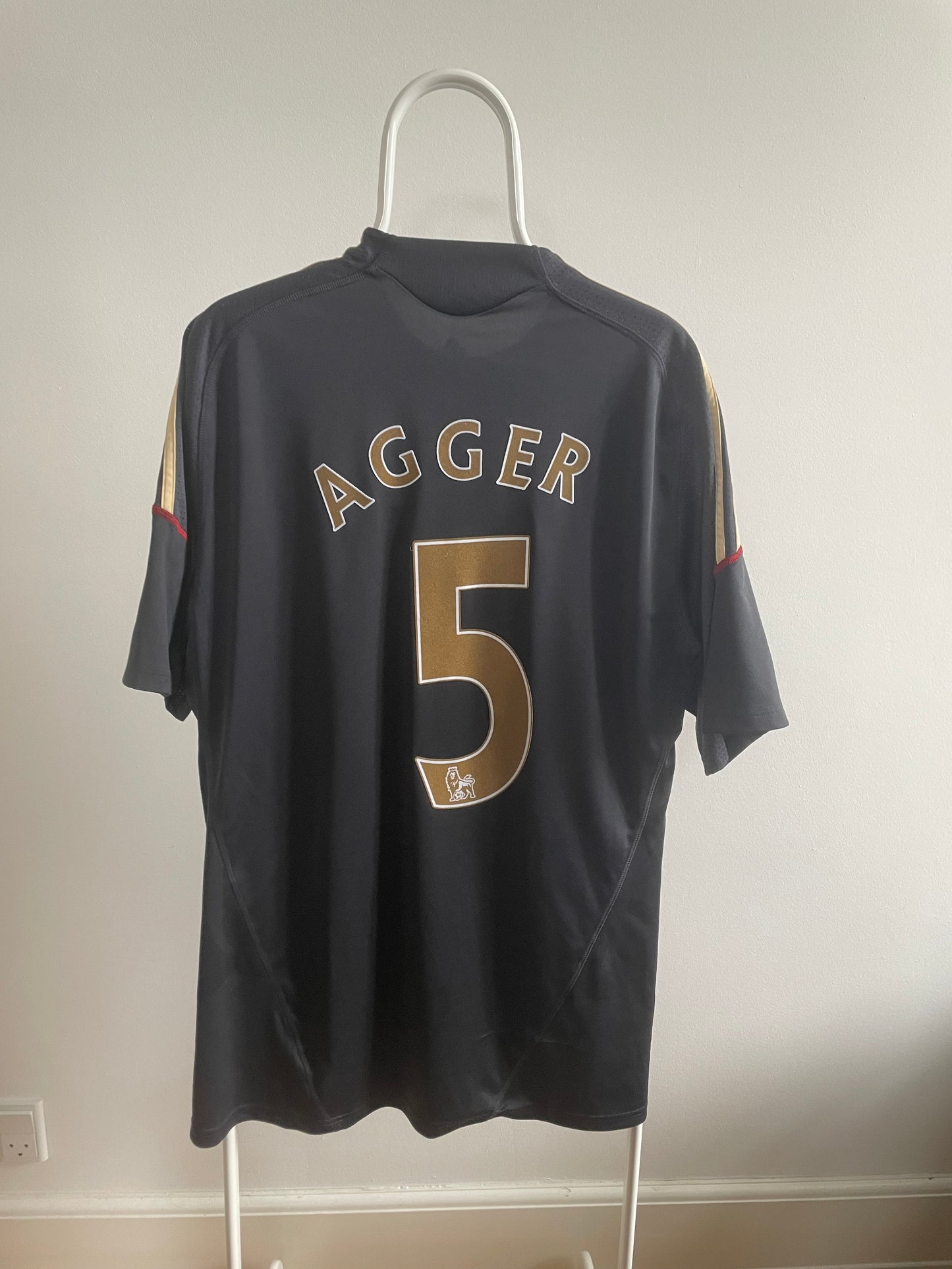 Liverpool 2009/10 Daniel Agger 9/10 - XL