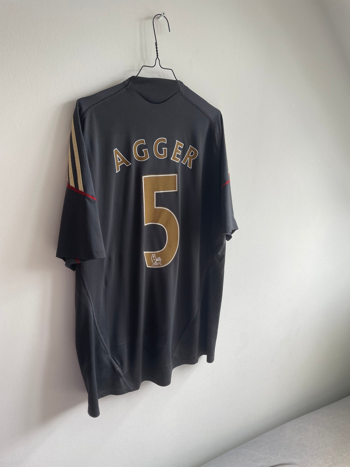 Liverpool 2009/10 Daniel Agger 9/10 - XL