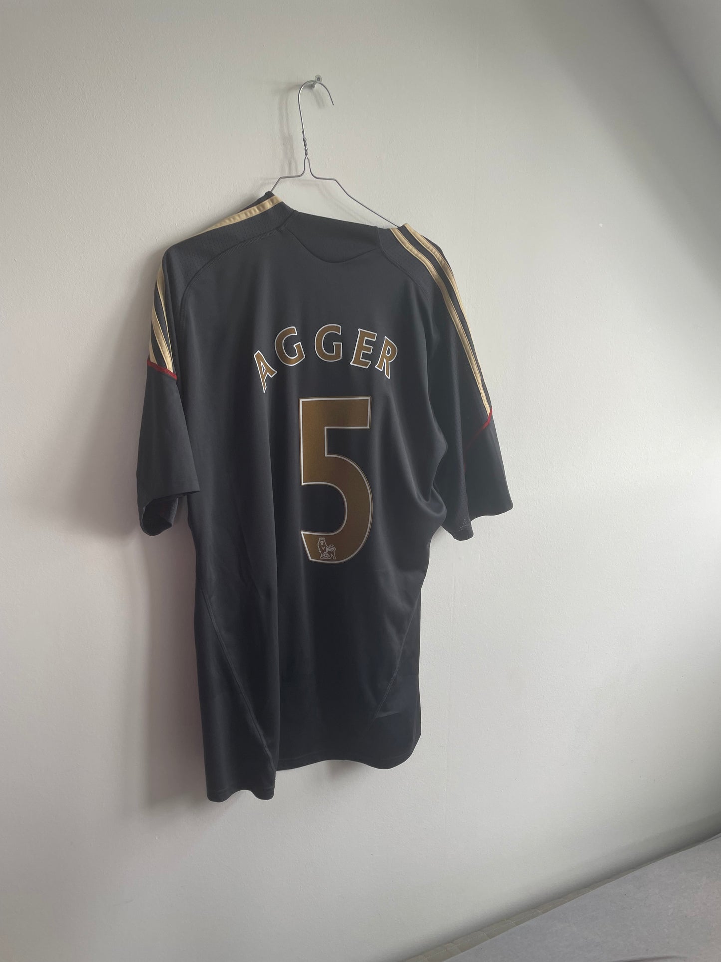 Liverpool 2009/10 Daniel Agger 9/10 - XL