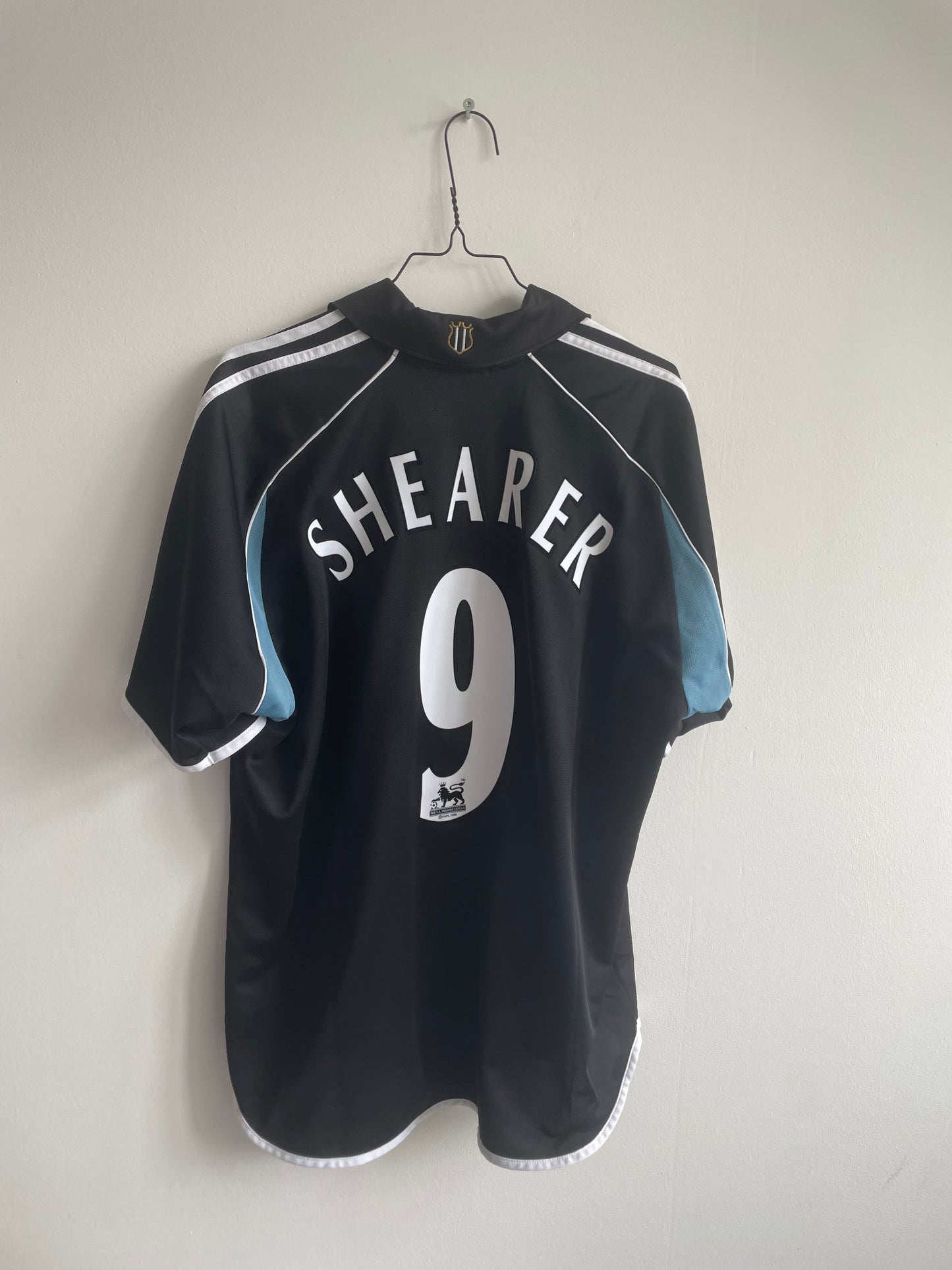 Newcastle 2000/01 Alan Shearer 9/10 - L