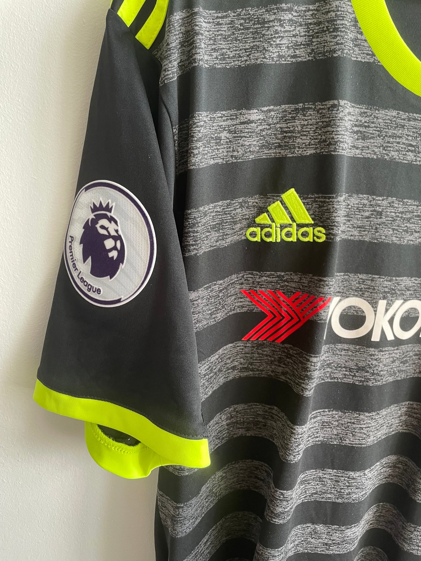 Chelsea 2016/17 Eden Hazard 9/10 - XL