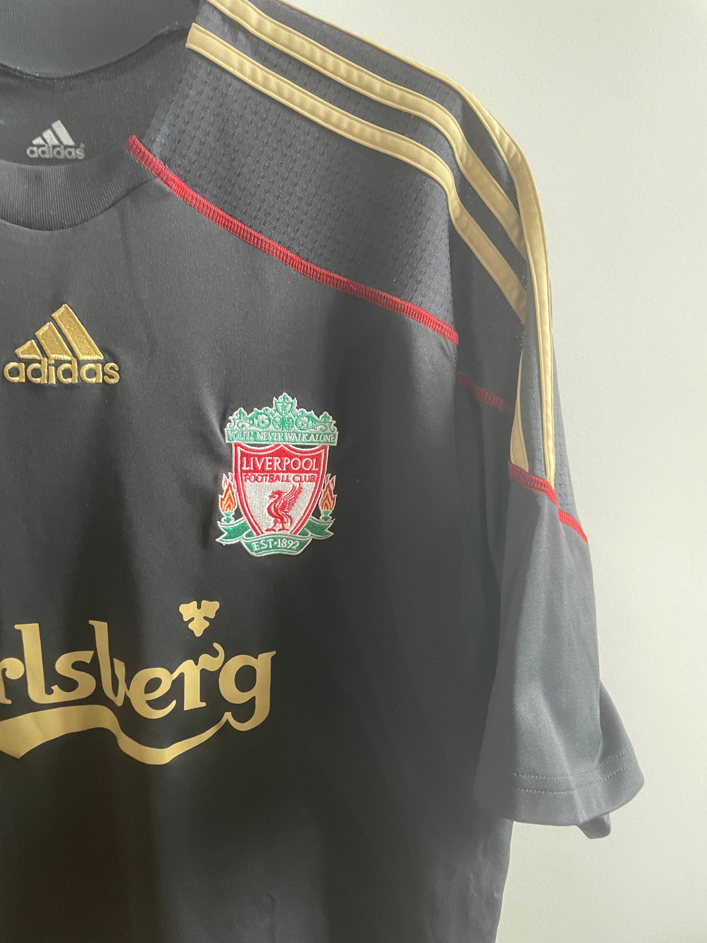 Liverpool 2009/10 Daniel Agger 9/10 - XL