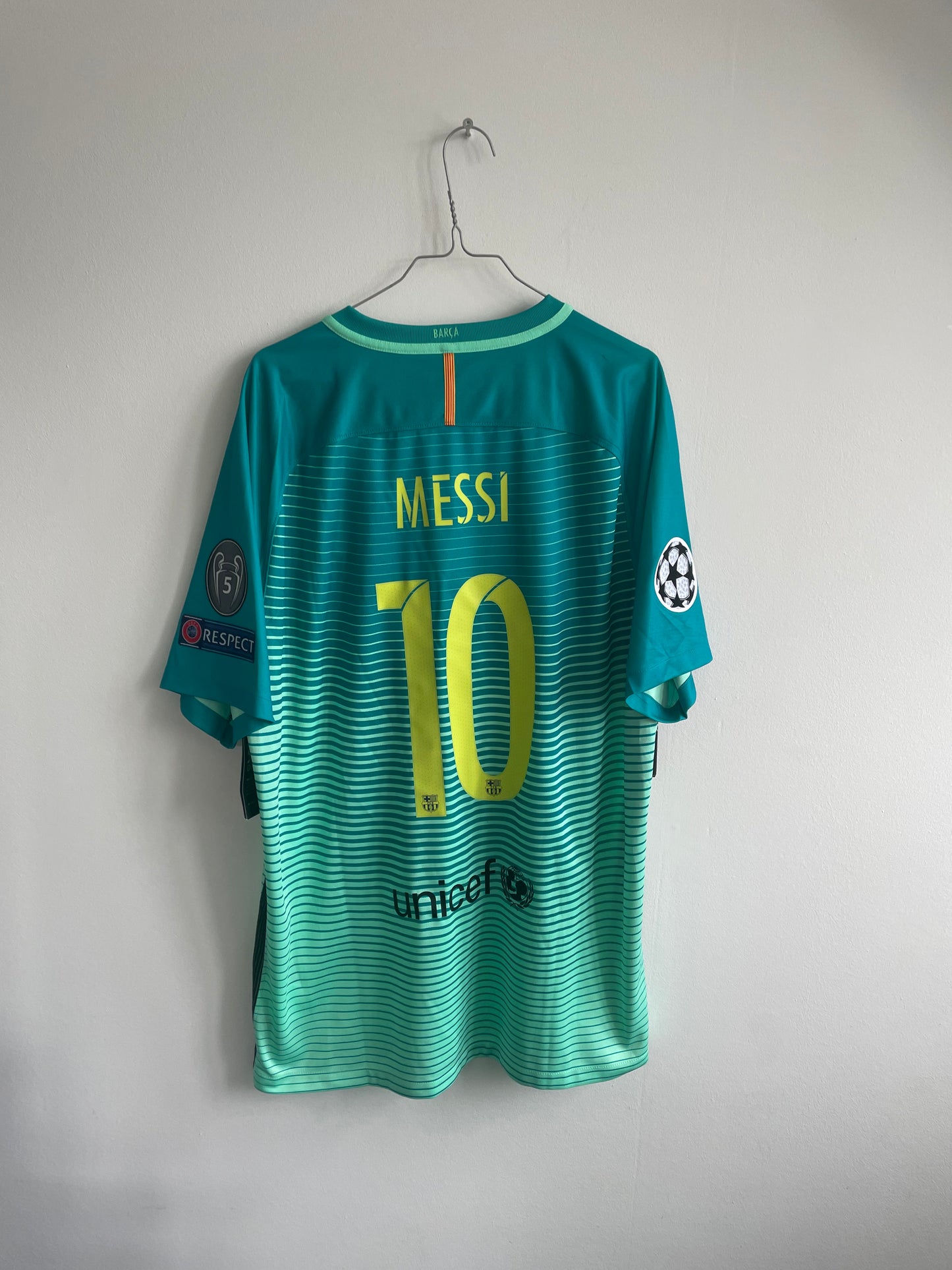 Barcelona 2015/16 Lionel Messi 10/10 BNWT - XL