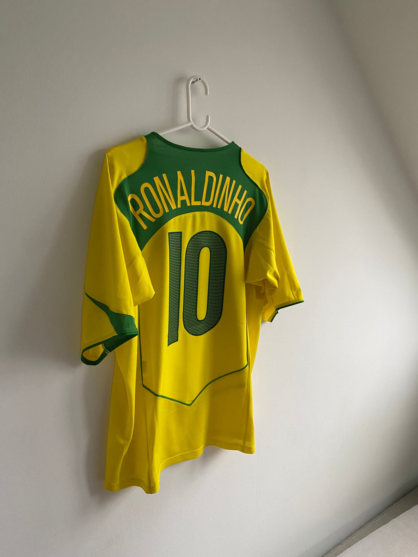 Brasilien 2004 Ronaldinho 9/10 - L