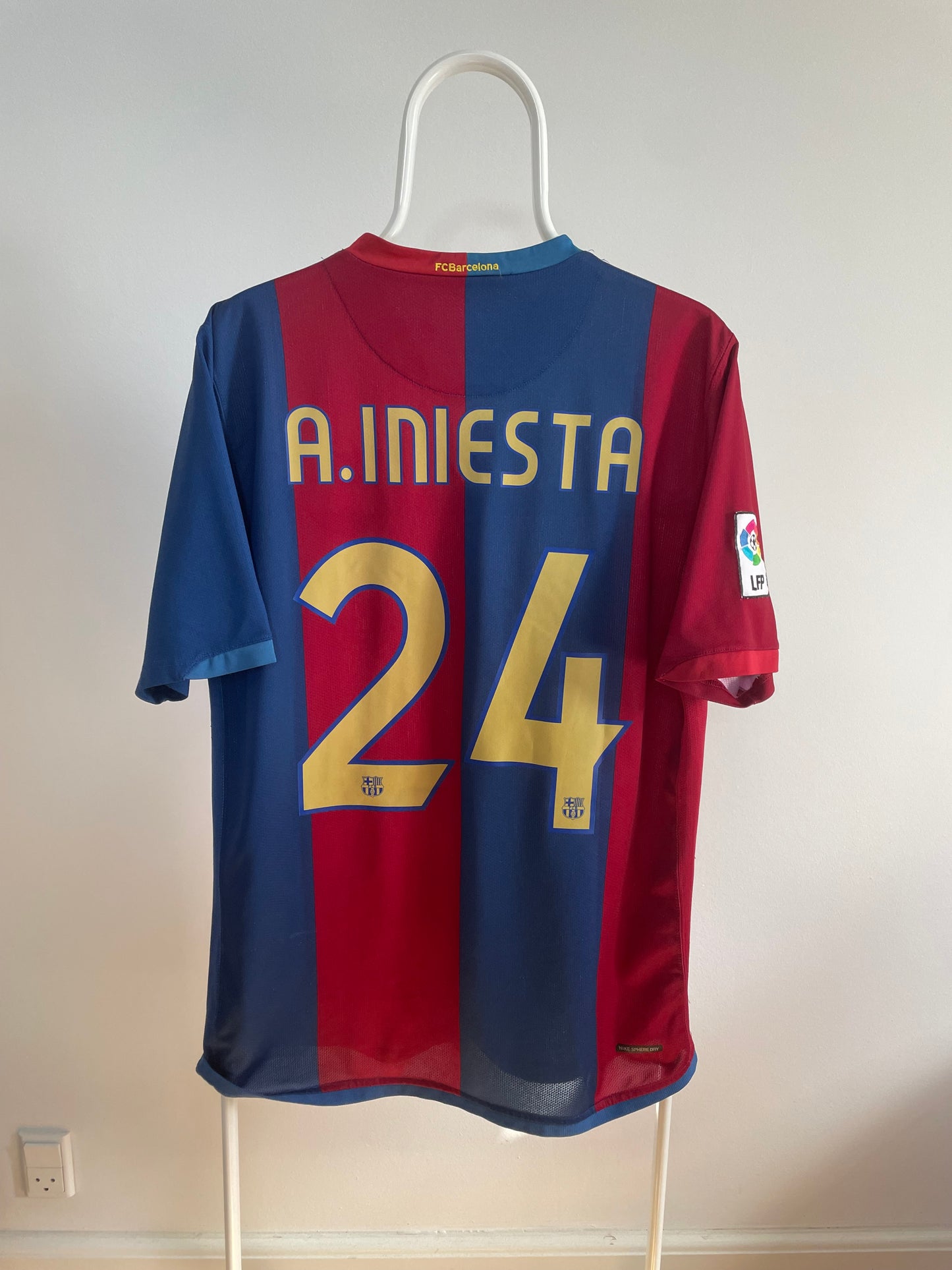 Barcelona 2006/07 Andres Iniesta 9/10 - L