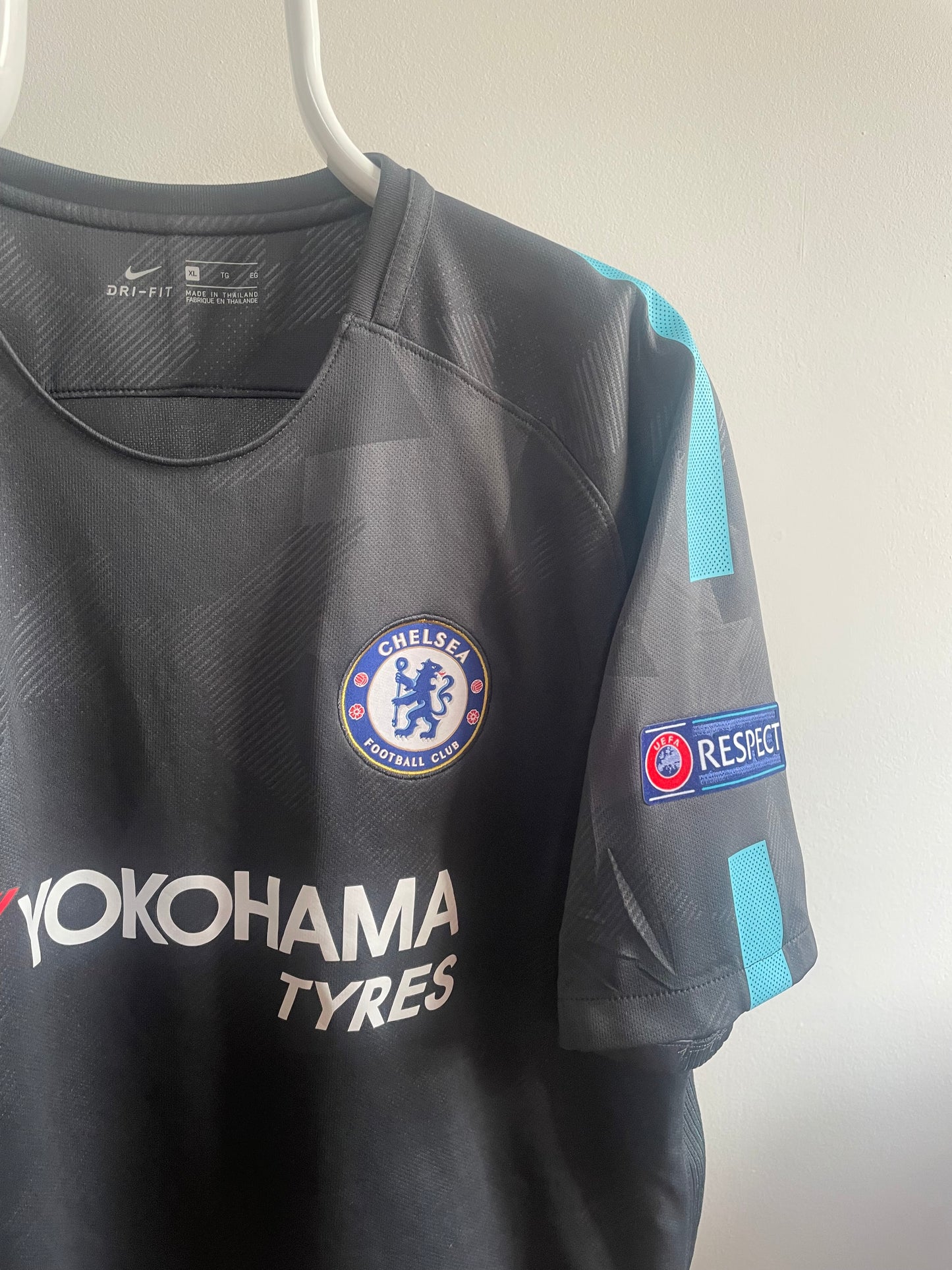 Chelsea 2017/18 Eden Hazard 9/10 - XL