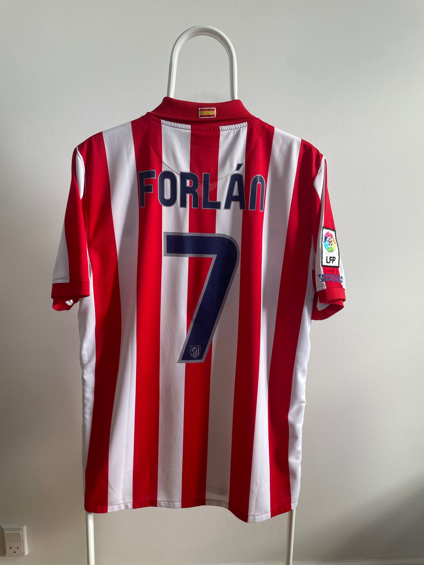 Atletico Madrid 2009/10 Diego Forlan 9/10 - L