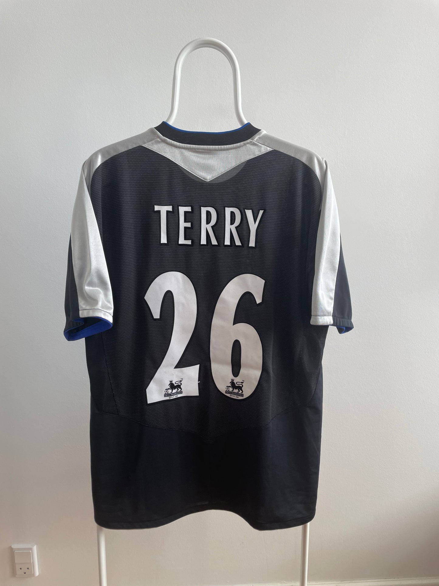Chelsea 2005/06 John Terry 9/10 - L
