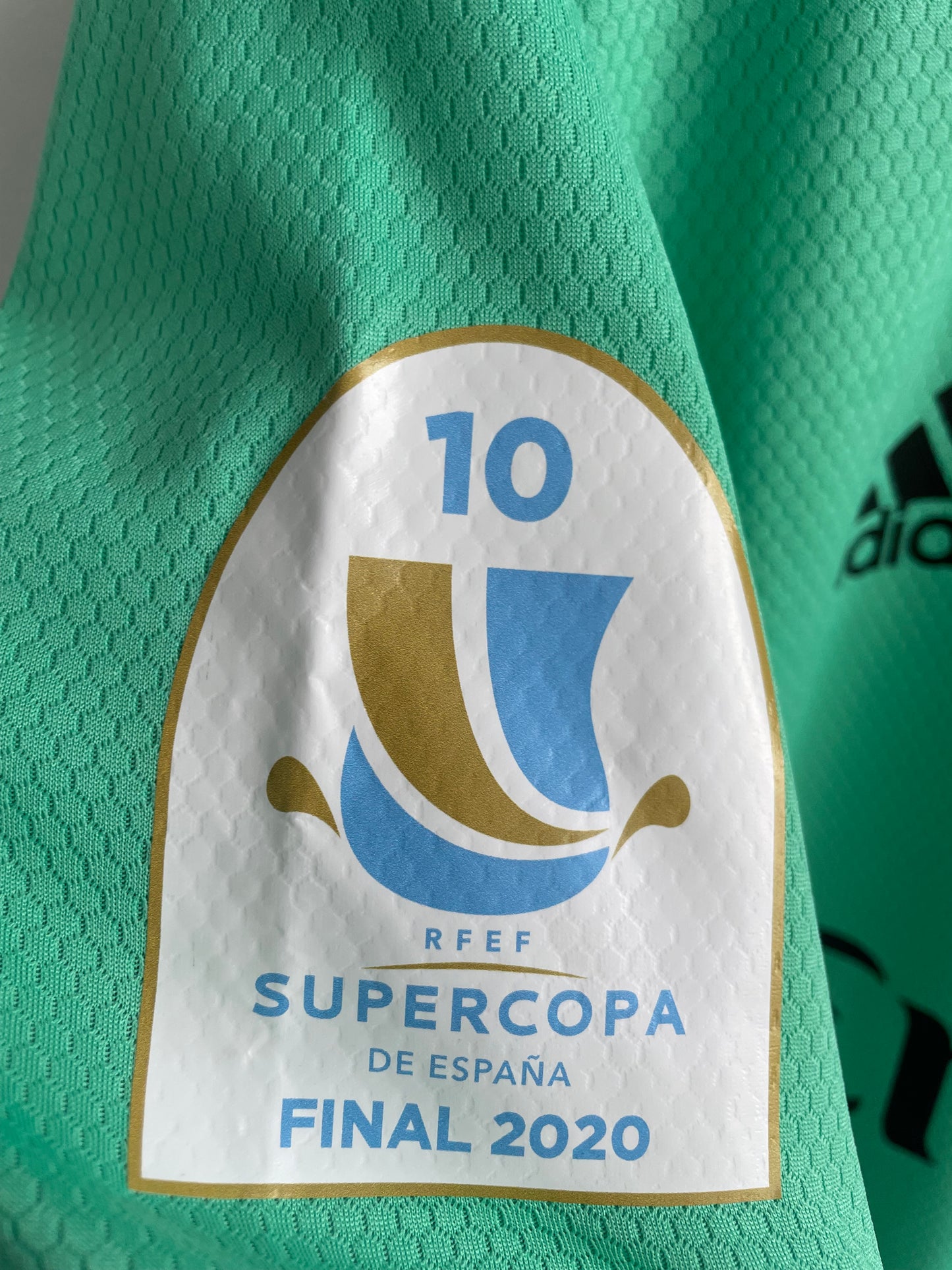 Real Madrid 2019/20 Vini Jr 10/10 BNWT - L