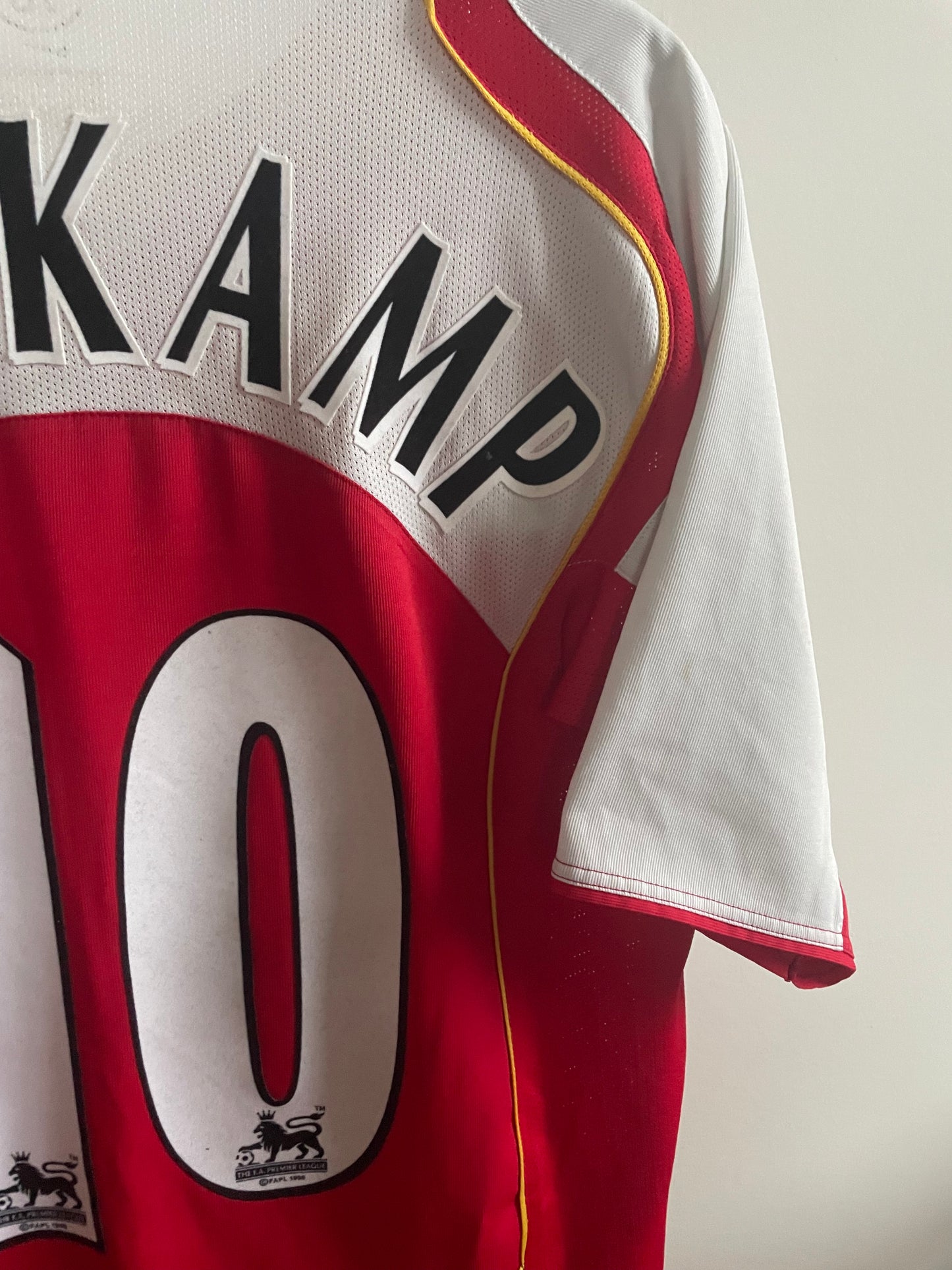 Arsenal 2004/05 Dennis Bergkamp 9/10 - M