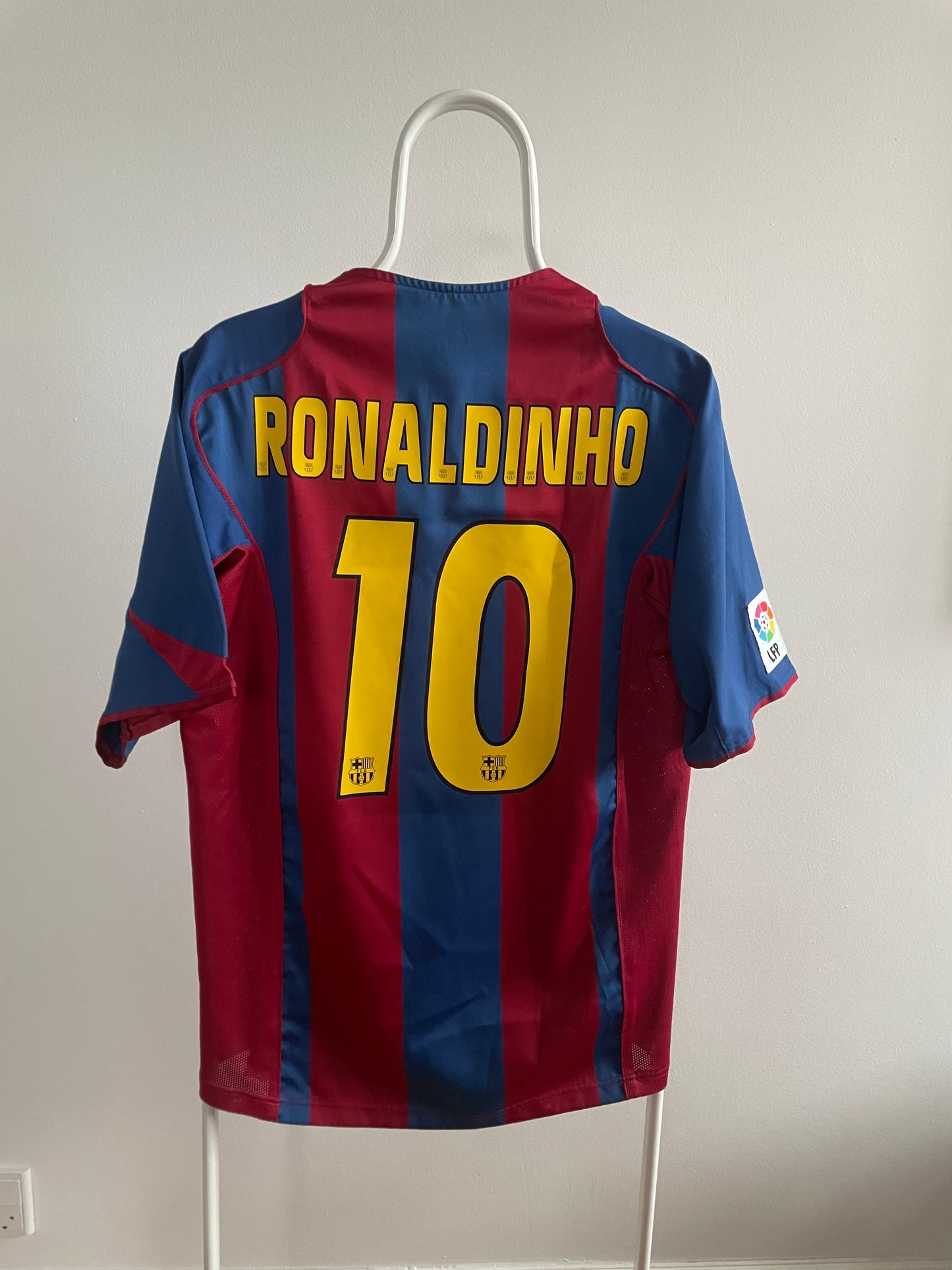 Barcelona 2004/05 Ronaldinho 9/10 - M
