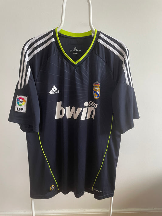Real Madrid 2010/11 Mesut Özil 9/10 - L