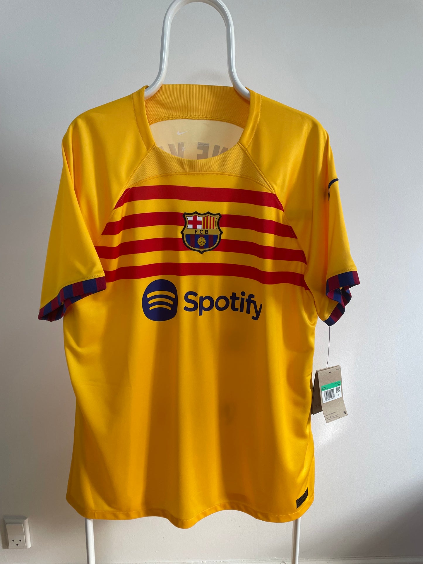 Barcelona 2022/23 Lamine Yamal 10/10 BNWT - XL