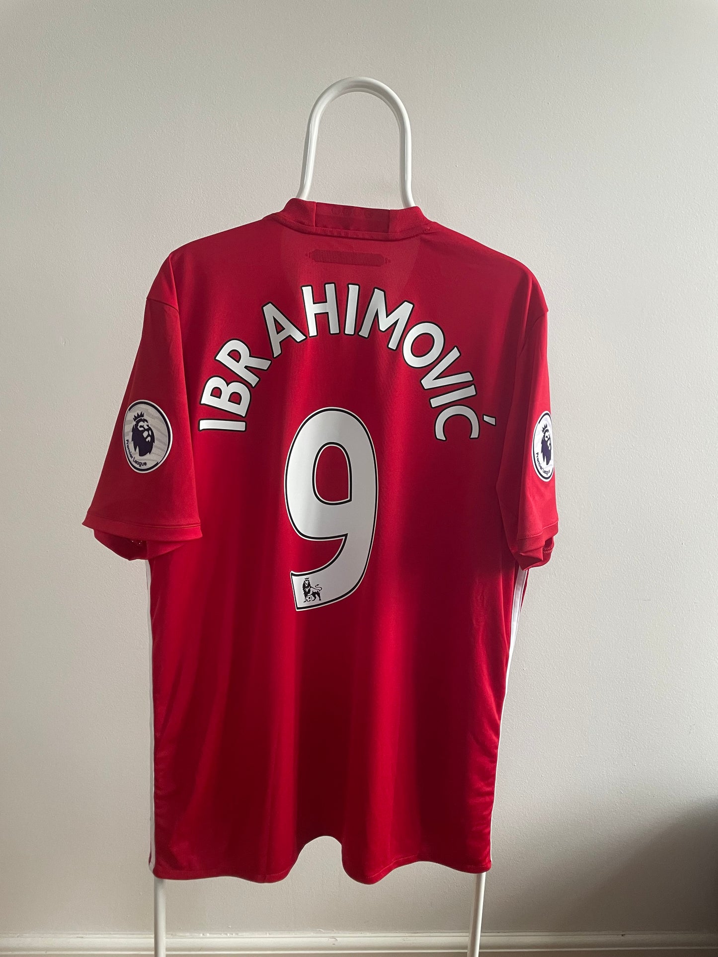 Manchester United 2016/17 Zlatan Ibrahimovic 9/10 - XL