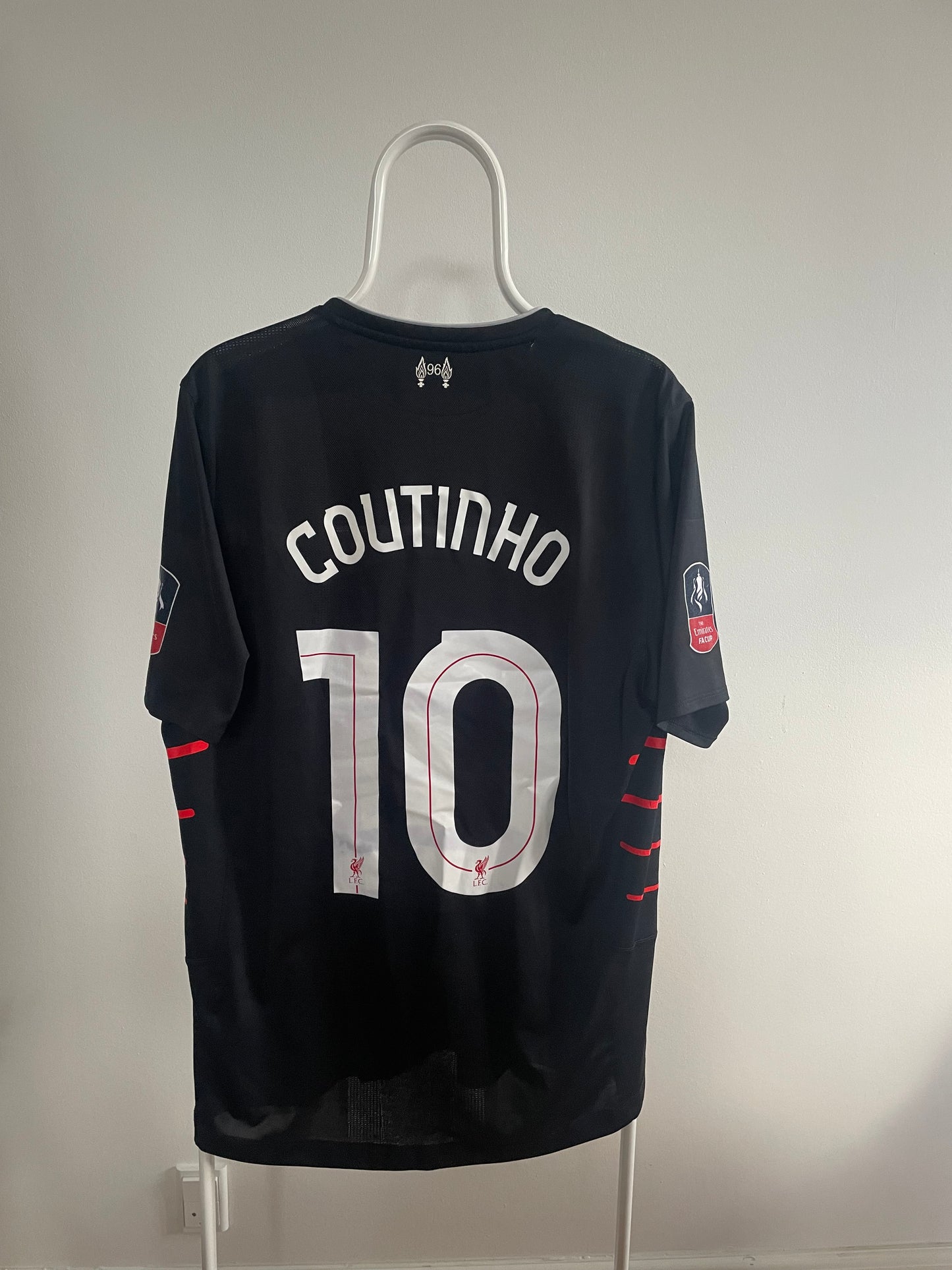 Liverpool 2016/17 Phillipe Coutinho 9/10 - XL