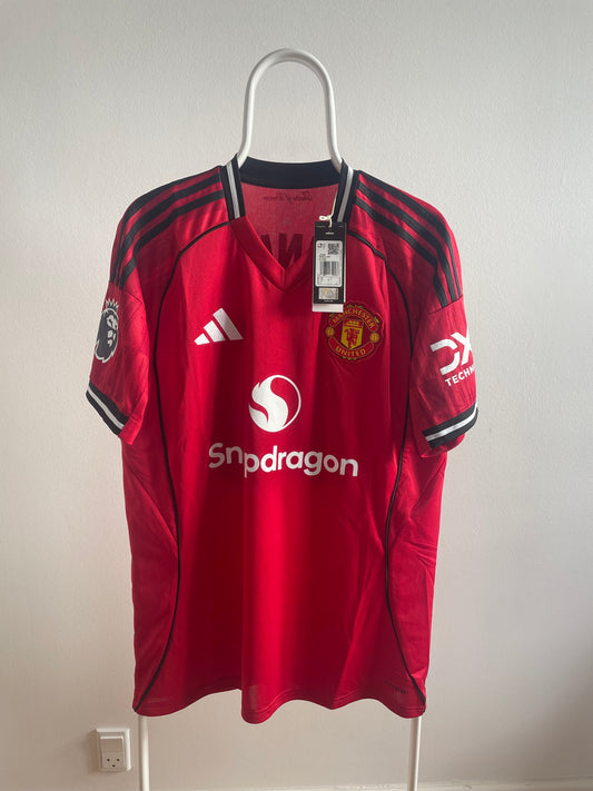 Manchester United 2025/26 Matheus Cunha 10/10 BNWT - L