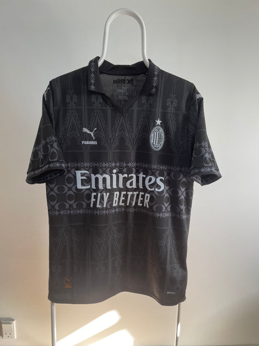 AC Milan 2023/24 Milan X Pleasures 9/10 - M