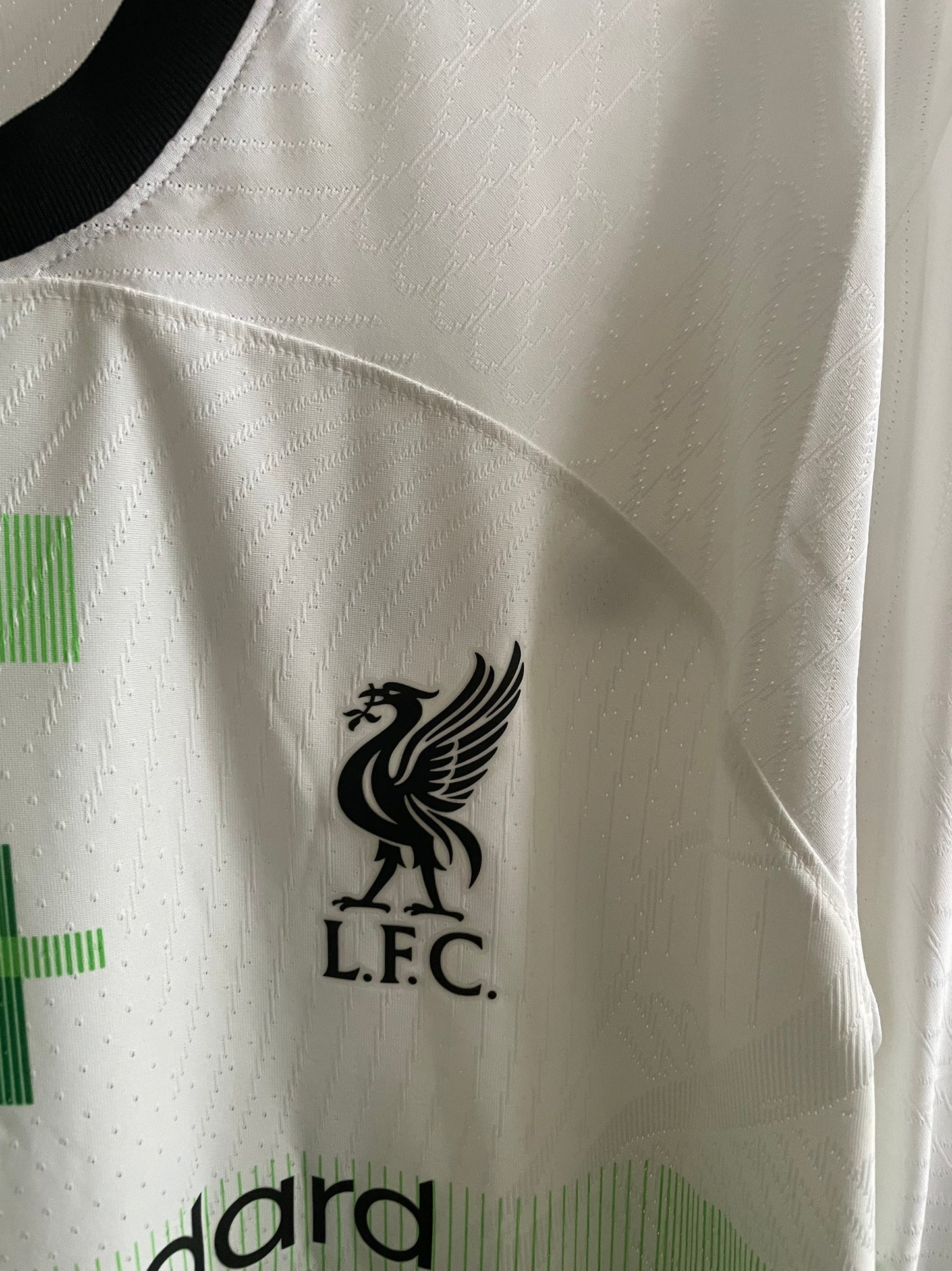 Liverpool 2023/24 Diogo Jota 10/10 BNWT - XL (Vapor)