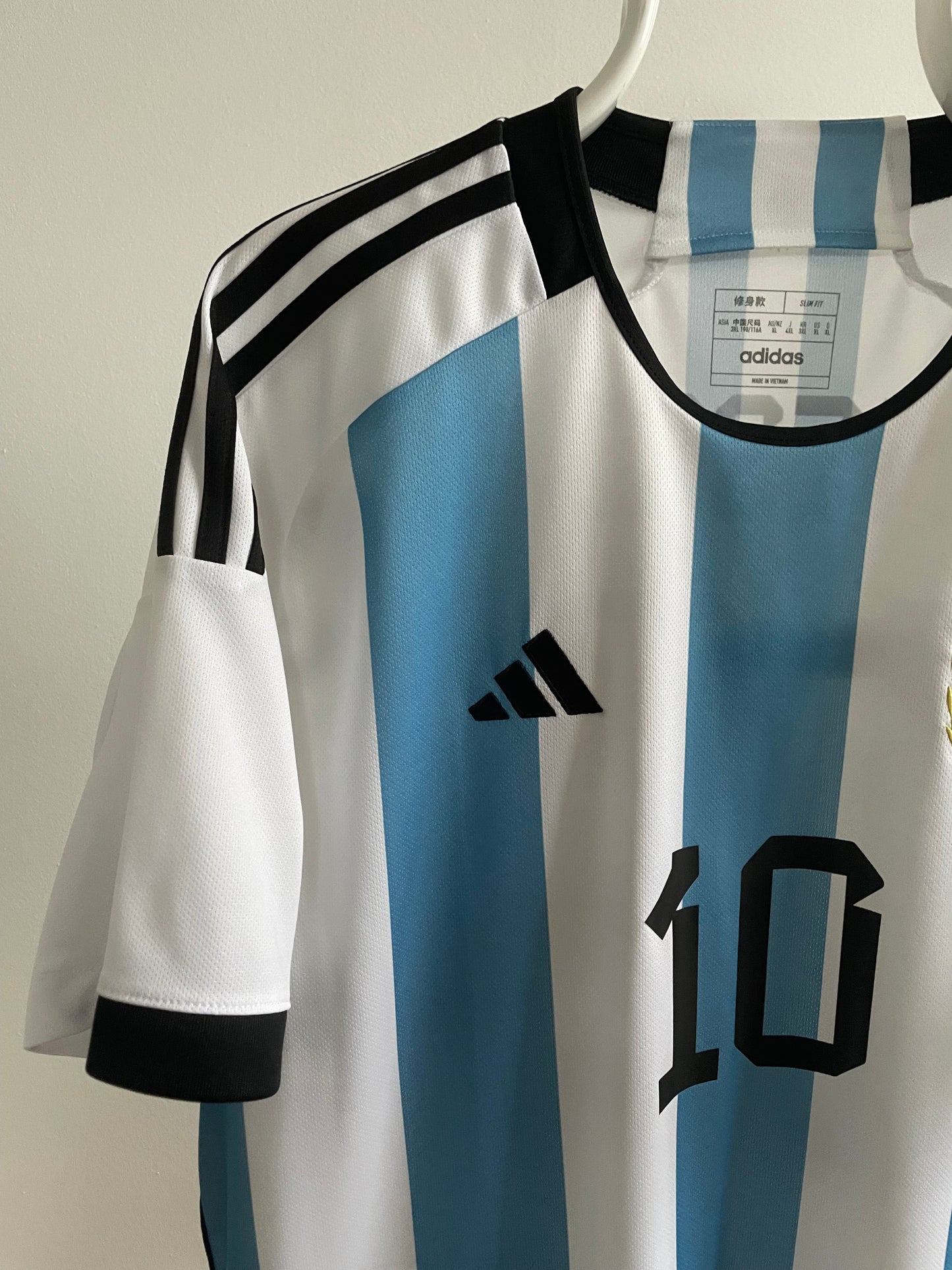 Argentina 2022 Lionel Messi 9/10 - XL