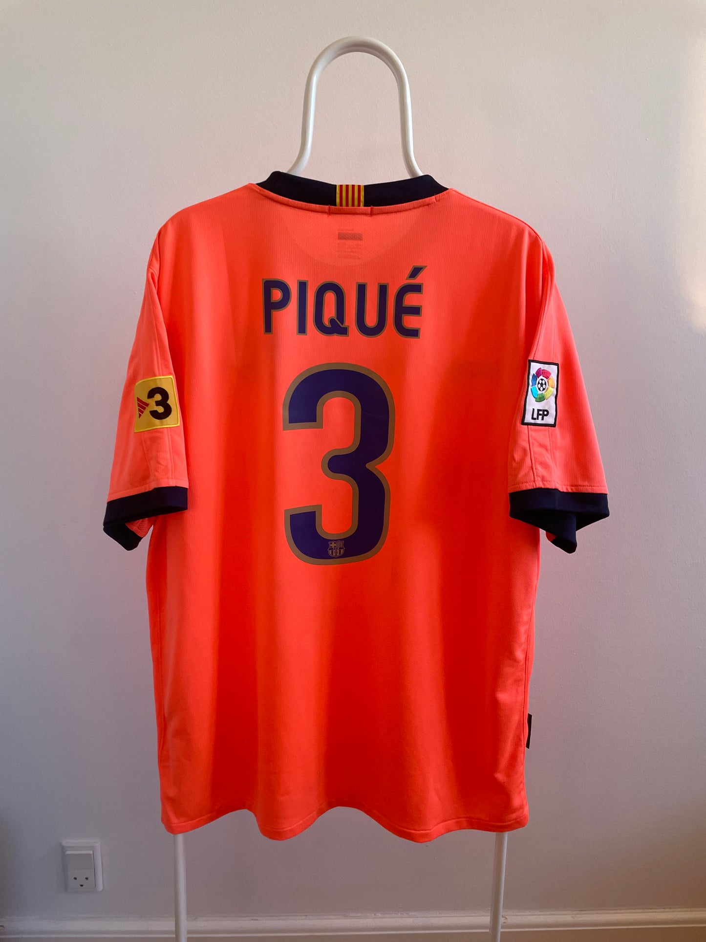 Barcelona 2009/11 Gerard Pique 9/10 - XL