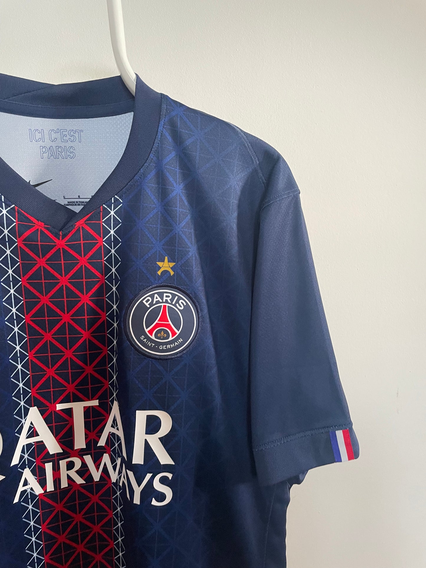 PSG 2025/26 Nuno Mendes 9/10 - L