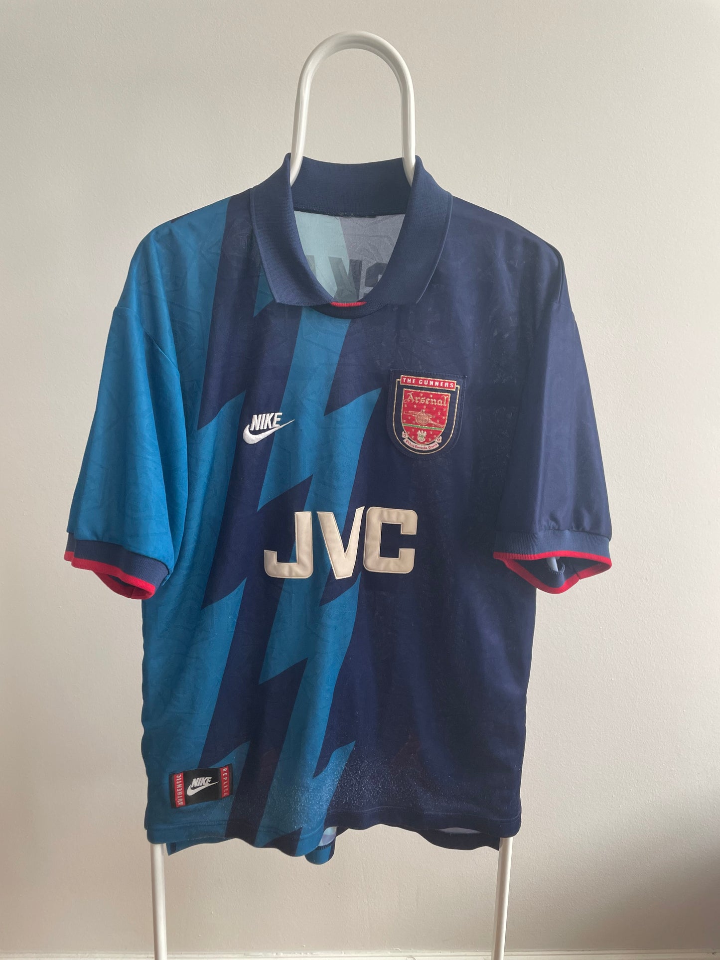 Arsenal 1995/96 Dennis Bergkamp 8/10 - L
