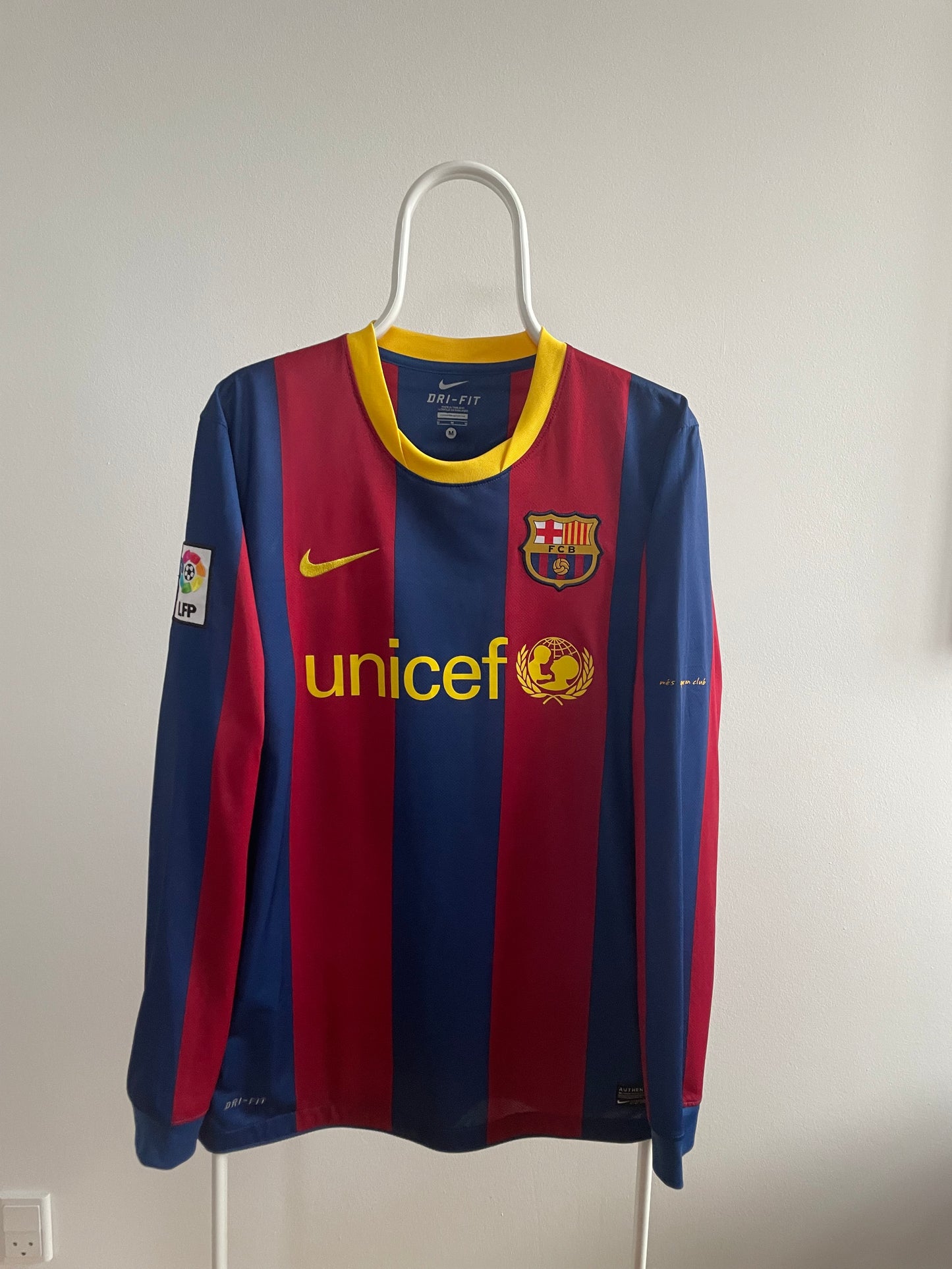 Barcelona 2010/11 Lionel Messi L/S 9/10 - M