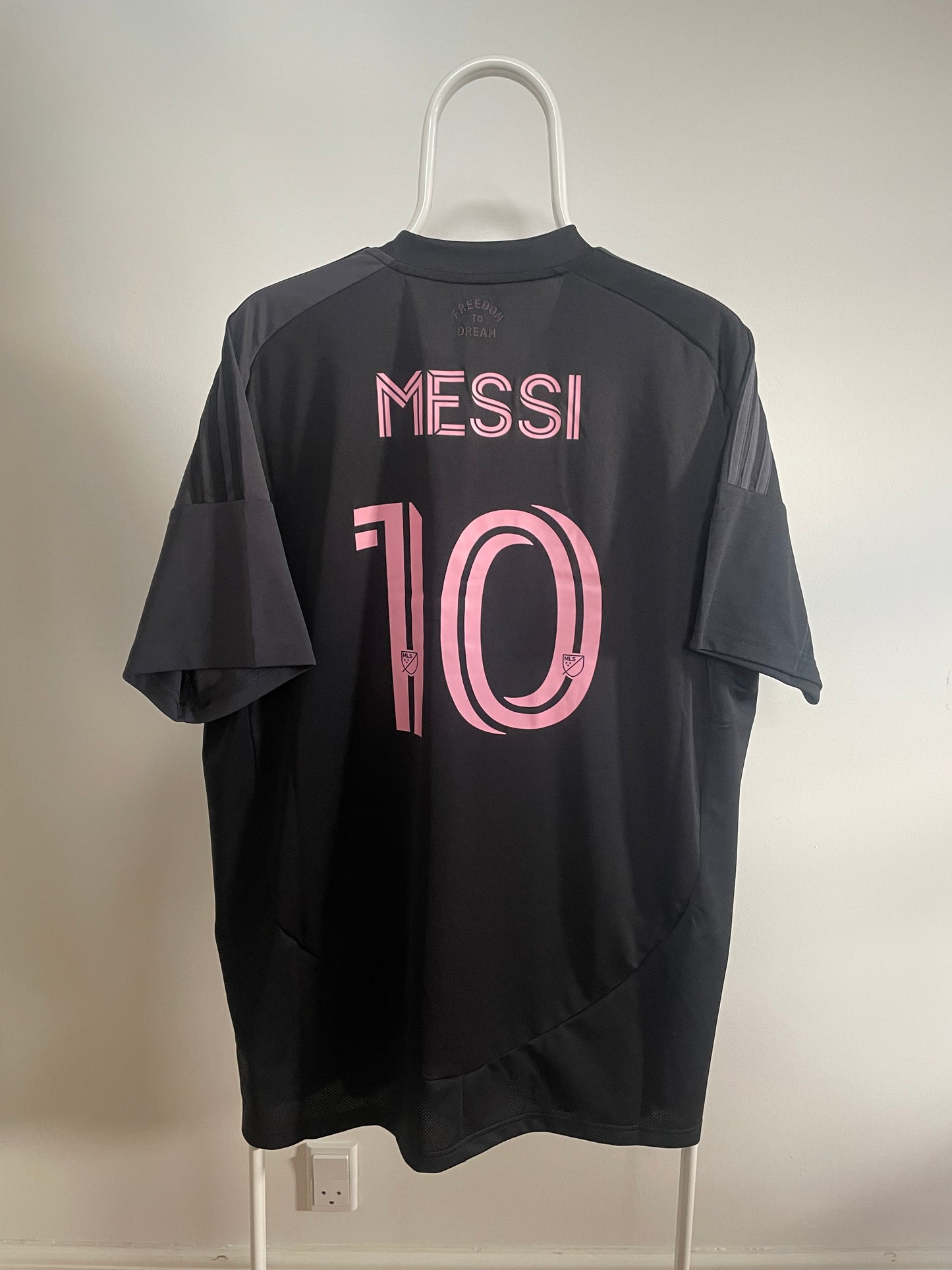 Inter Miami 2025 Lionel Messi 10/10 BNWT - L