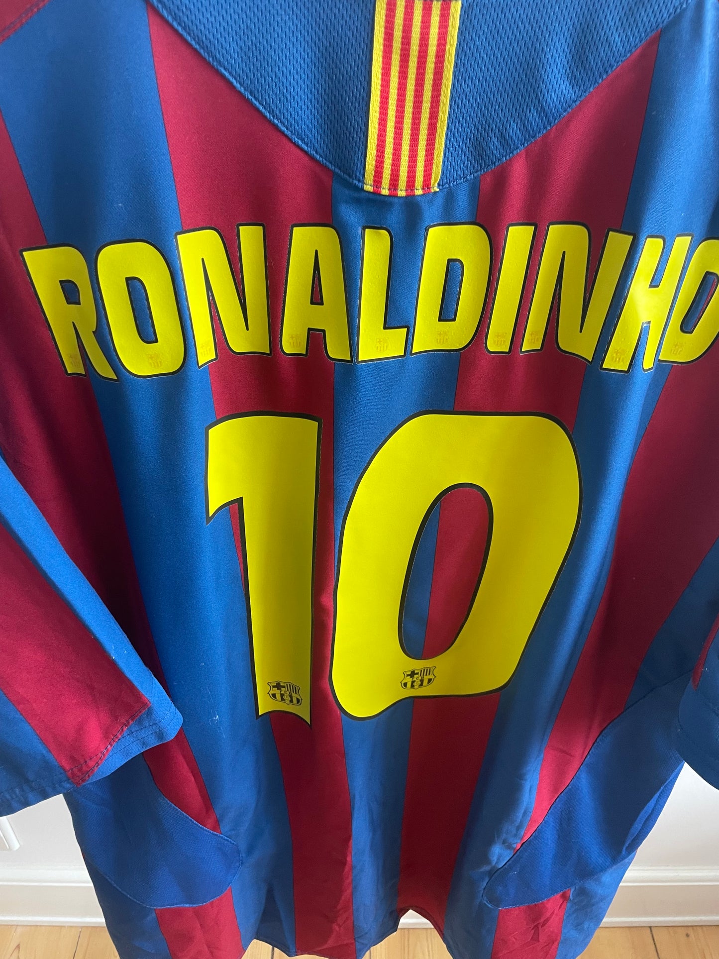 Barcelona 2005/06 Ronaldinho 8/10 - XL