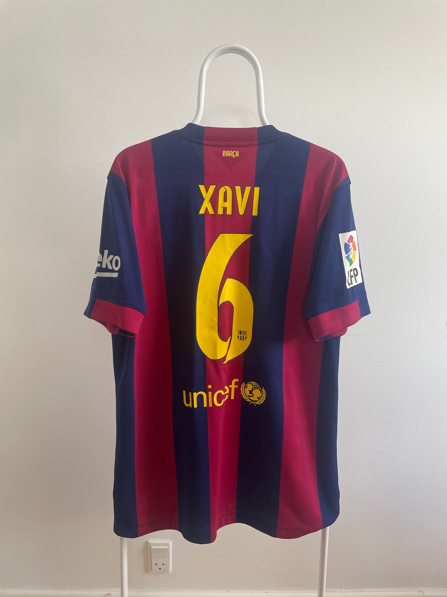 Barcelona 2014/15 Xavi 10/10 BNWT - L