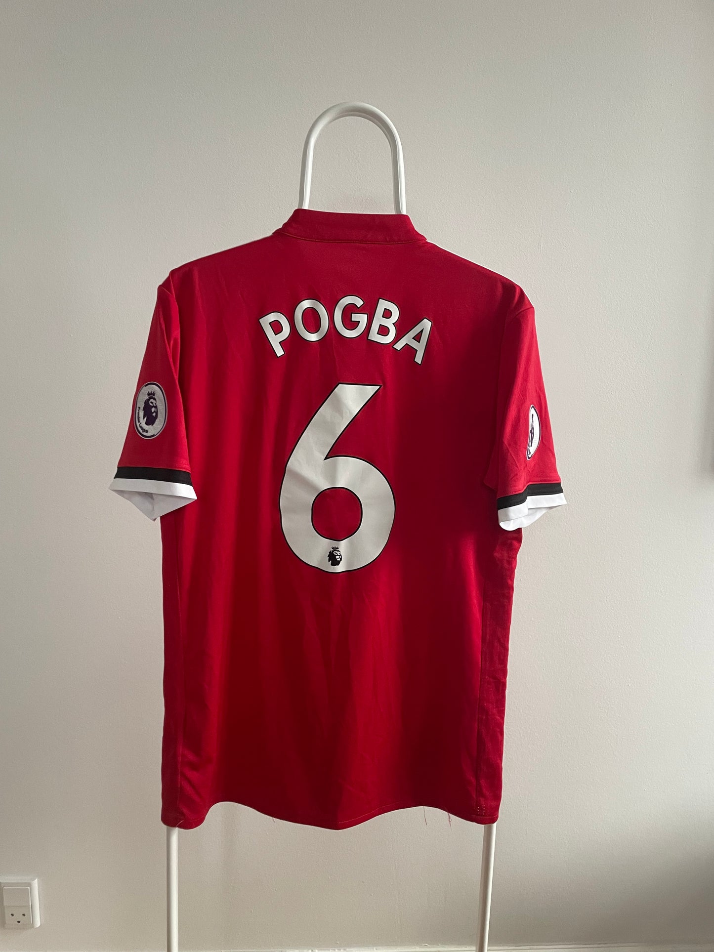 Manchester United 2017/18 Paul Pogba 9/10 - M