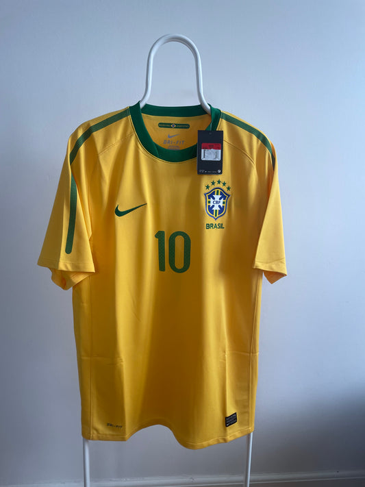 Brasilien 2010 Kaka 10/10 BNWT - L