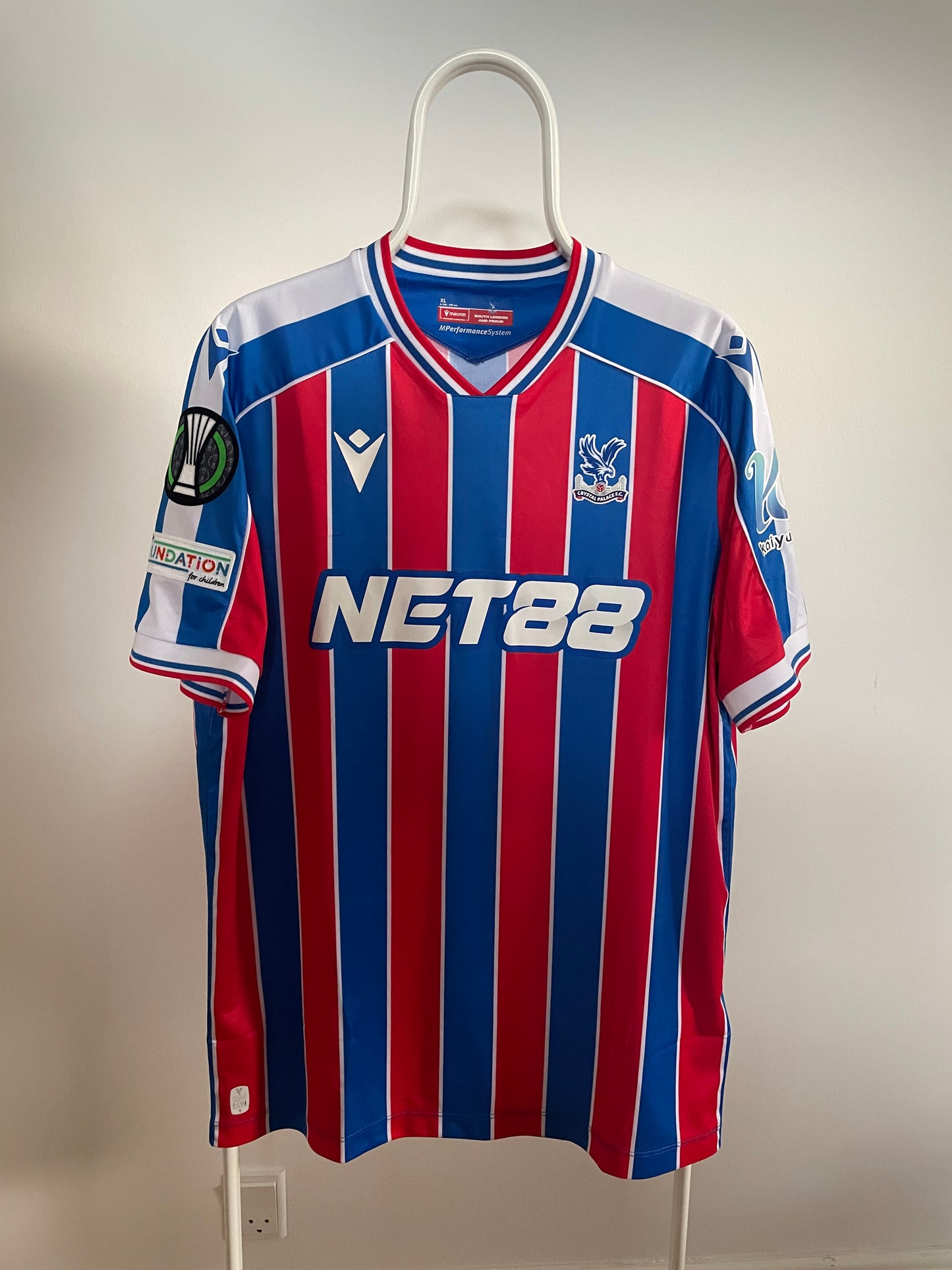 Crystal Palace 2025/26 Jorgen Strand Larsen 9/10 - XL - Autograf