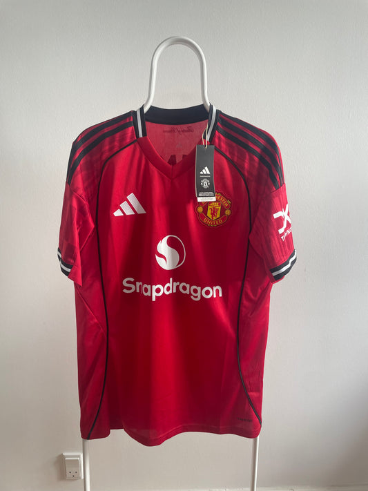 Manchester United 2025/26 Casemiro 10/10 BNWT - M