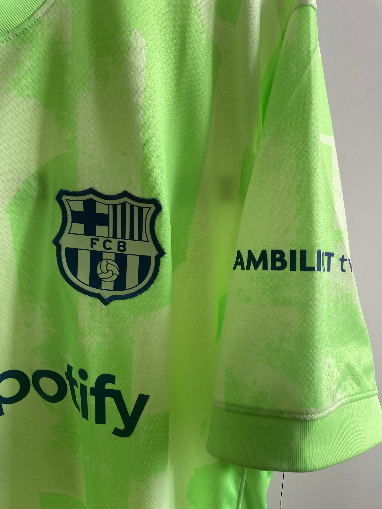 Barcelona 2024/25 Lamine Yamal 10/10 BNWT - XL