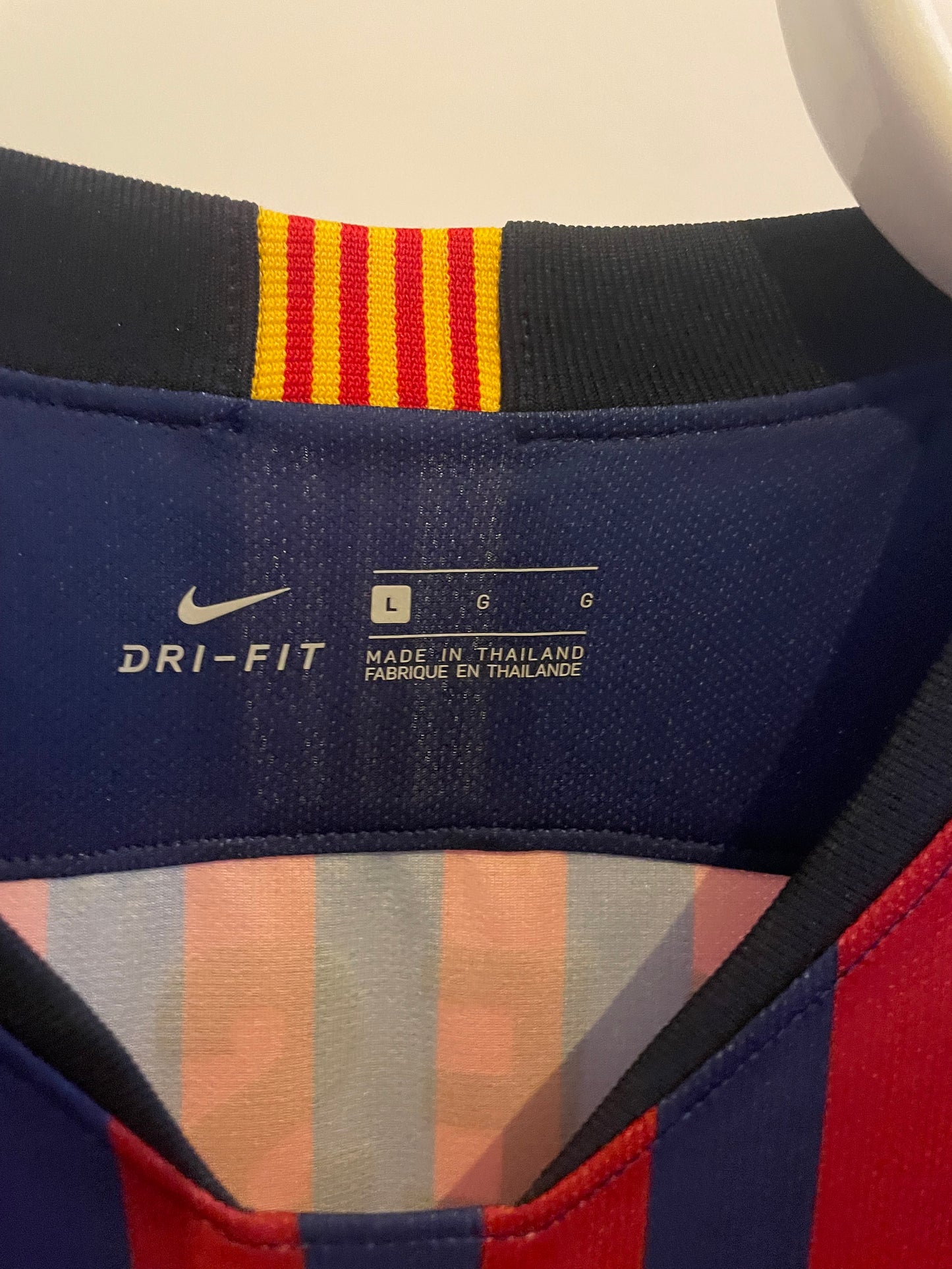 Barcelona 2018/19 Lionel Messi 10/10 BNWT - L