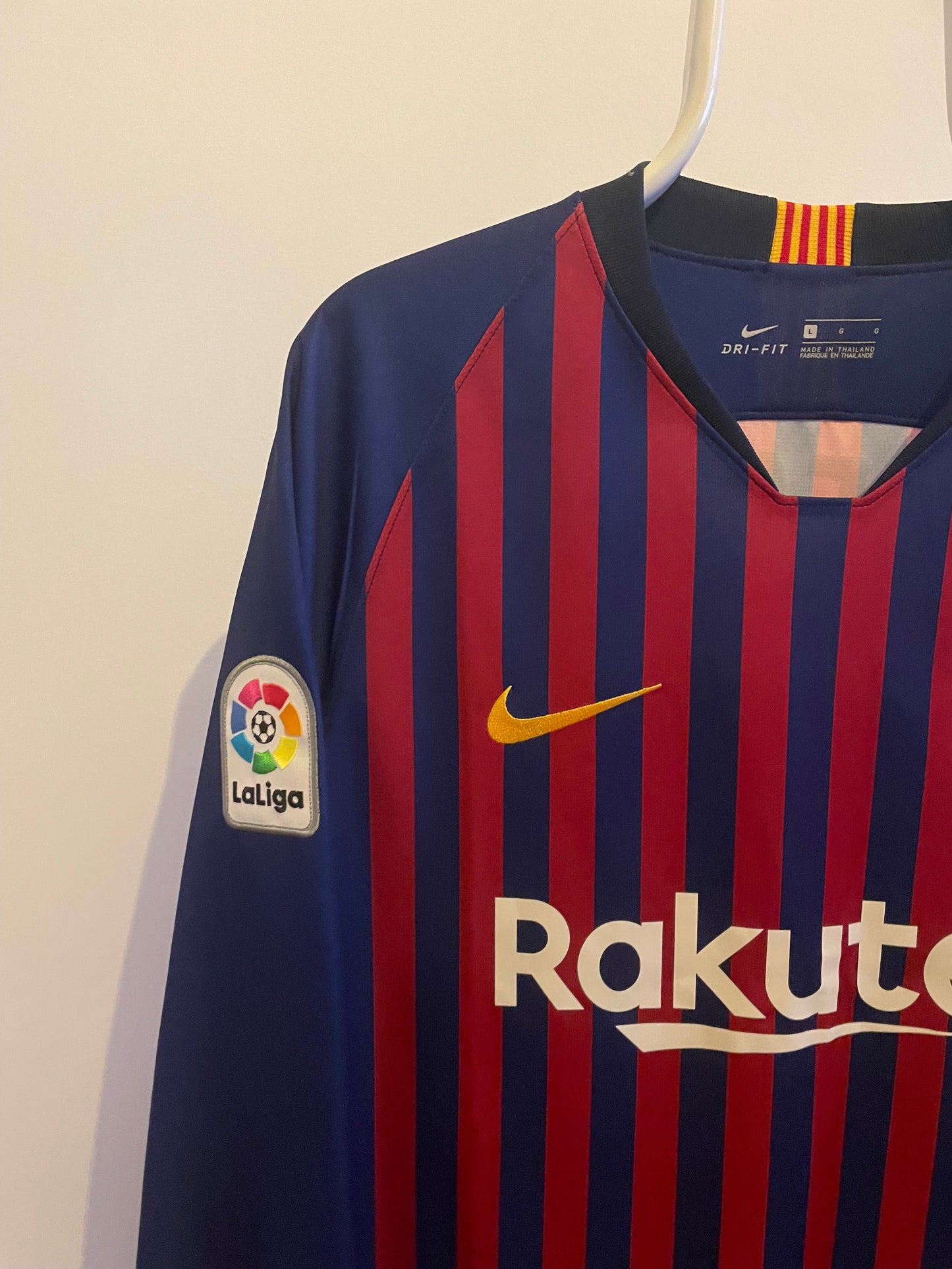 Barcelona 2018/19 Lionel Messi 10/10 BNWT - L