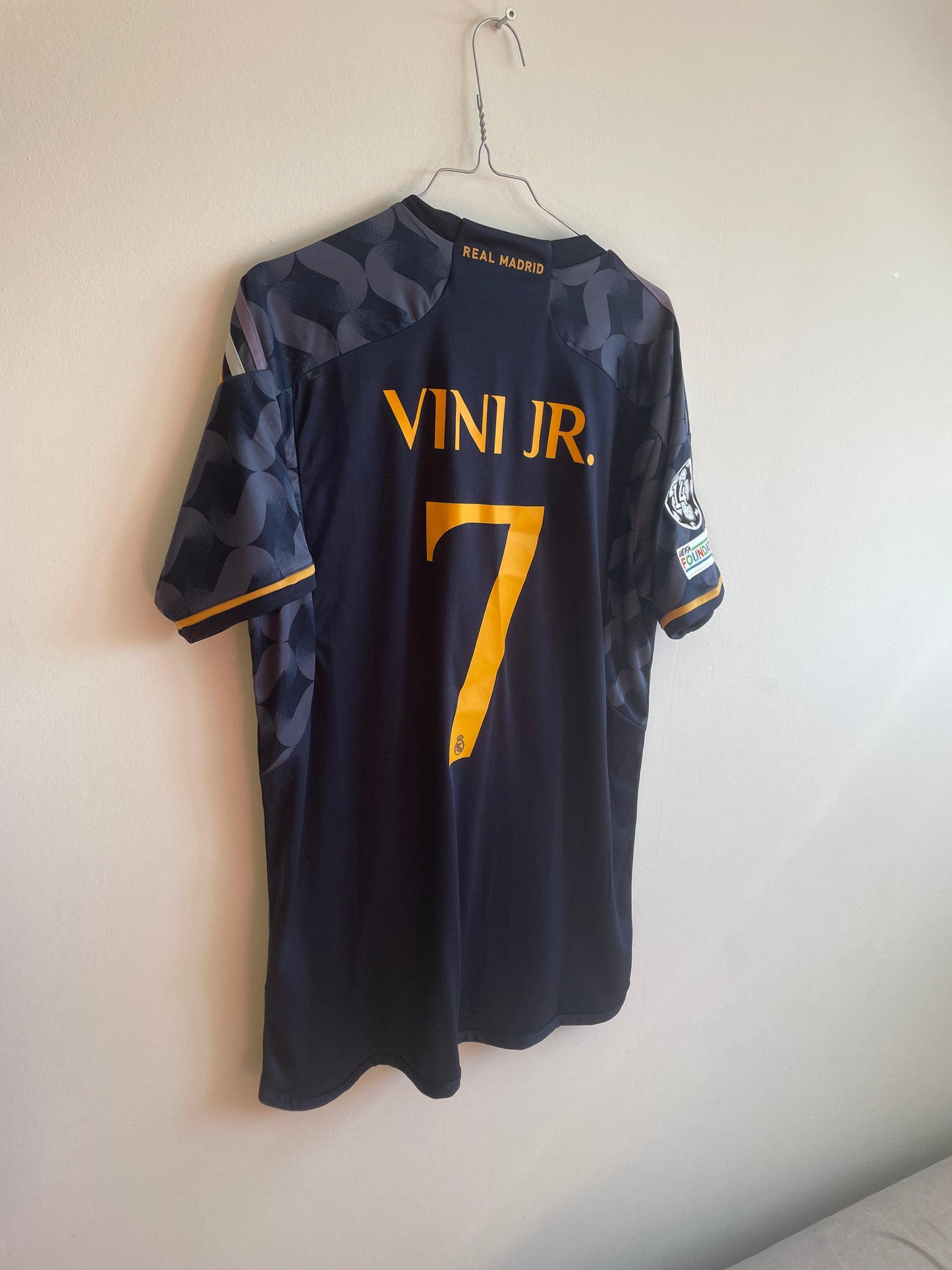 Real Madrid 2023/24 Vinicius Junior 9/10 - L