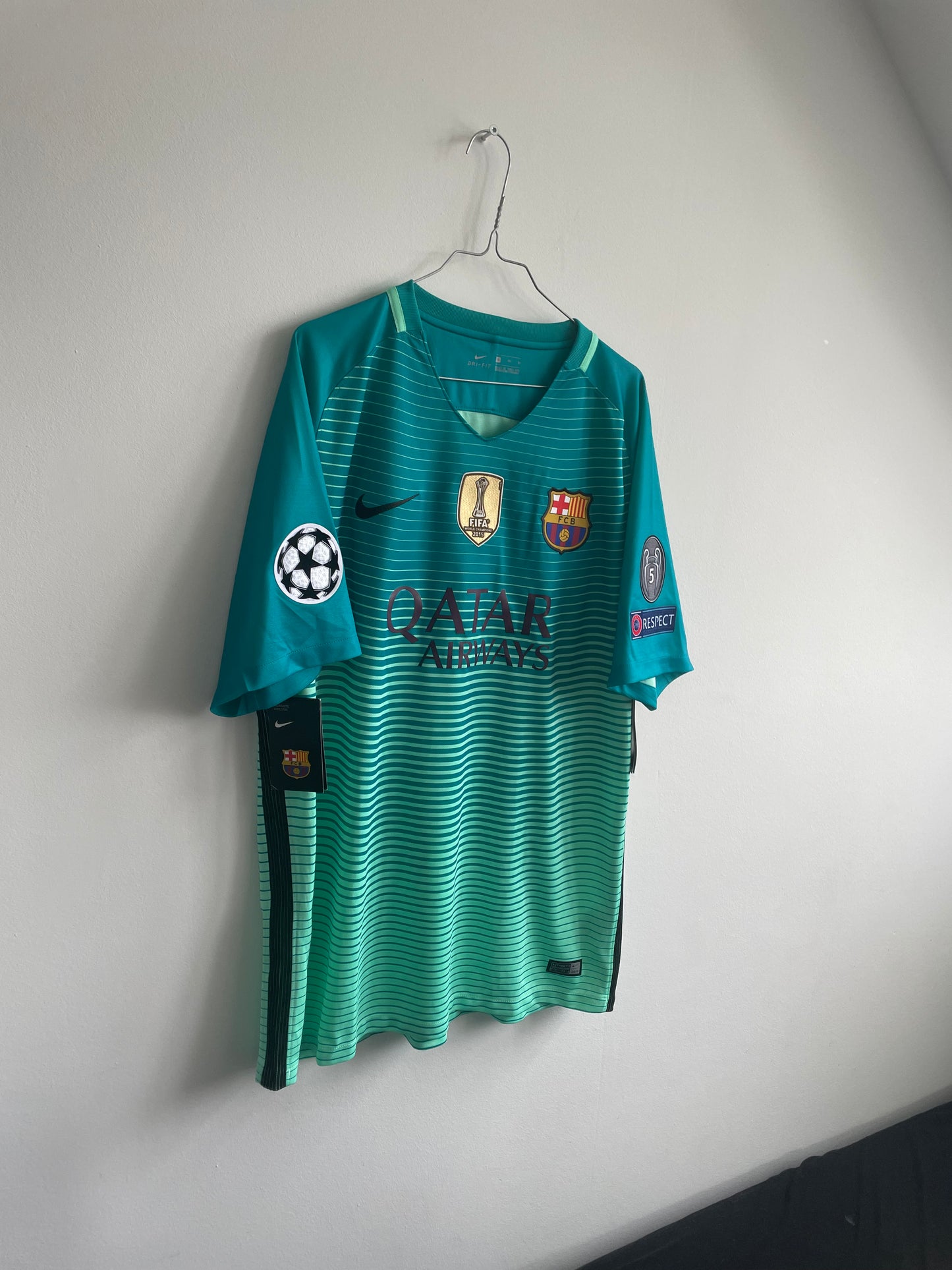 Barcelona 2015/16 Lionel Messi 10/10 BNWT - XL