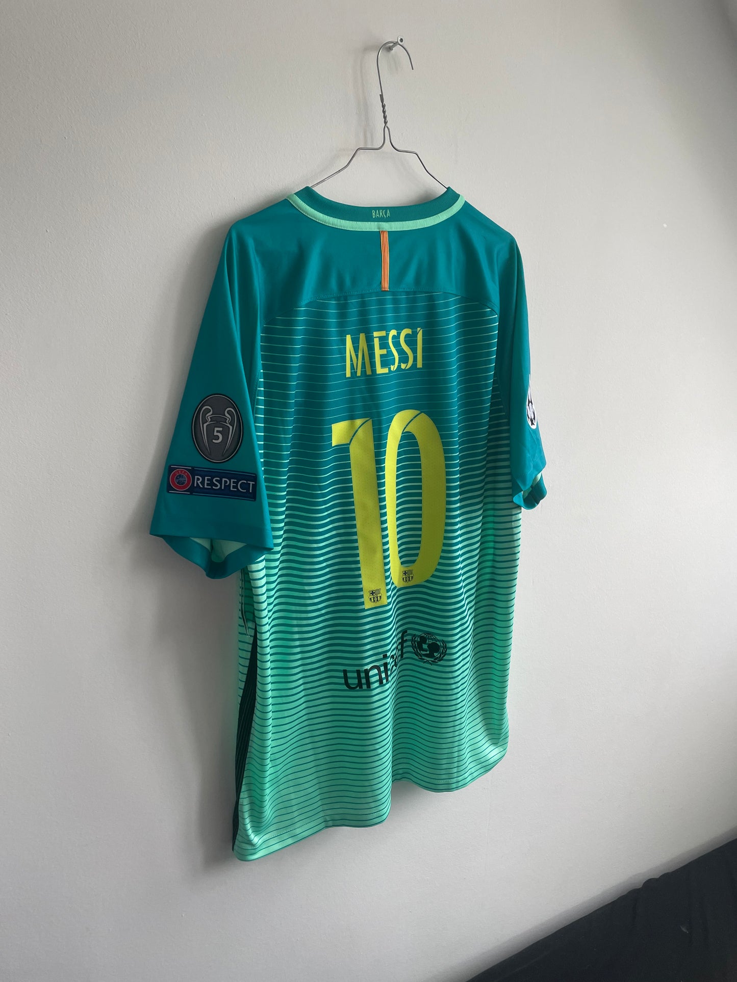 Barcelona 2015/16 Lionel Messi 10/10 BNWT - XL